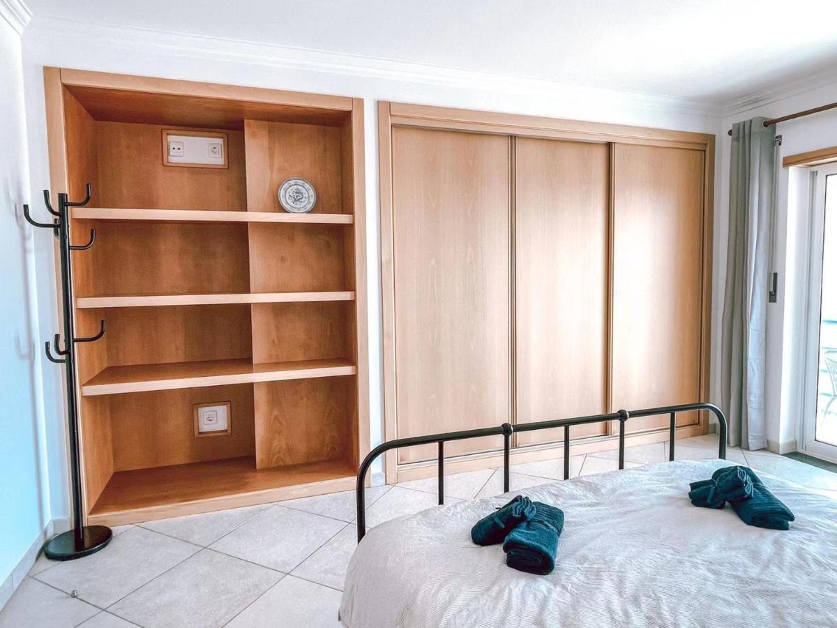 Peniche Master Bedroom With Sea View Balcony, Private Bathroom, Shared Kitchen, Swimming Pool, Surfing Resort Atouguia Da Baleia Exterior photo